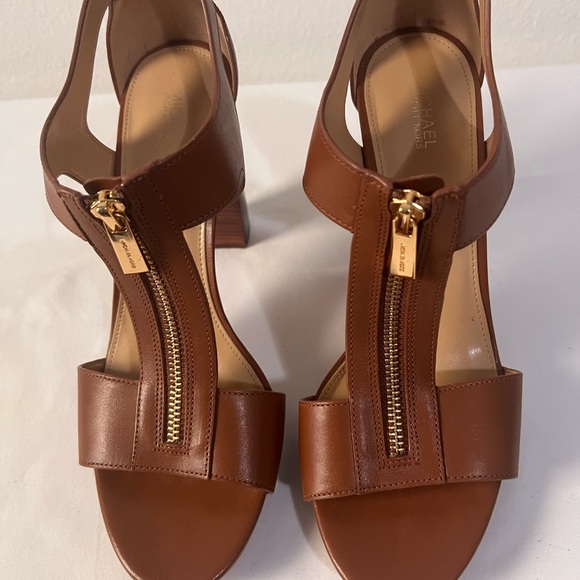 Michael Kors sexy women’s open toe platform sandals, brown, 9 1/2M, pre-owned. - Picture 2 of 11